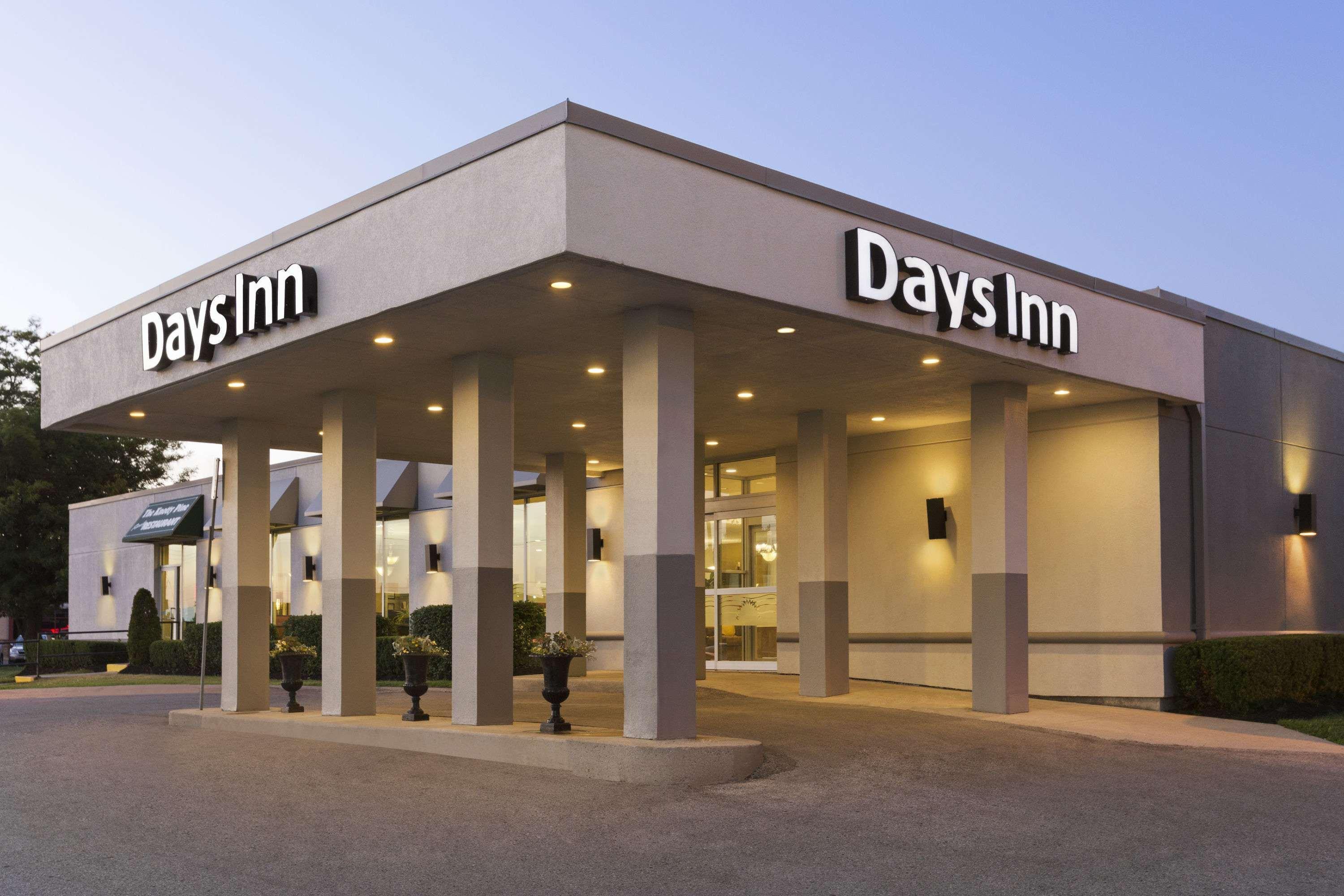 Days Inn By Wyndham Londres Exterior foto